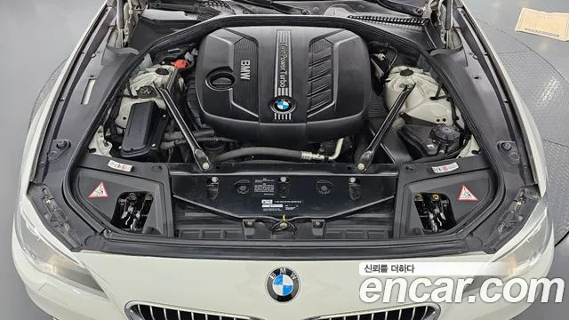 BMW 5-Series 2014 thumb 5