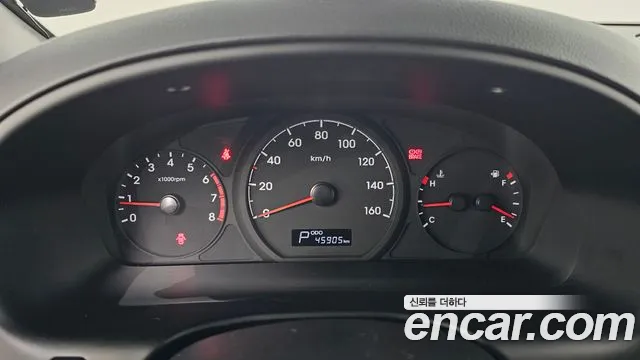 Hyundai Starex 2019 thumb 8