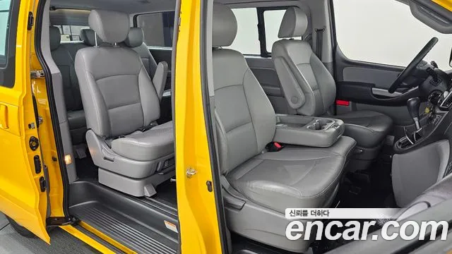 Hyundai Starex 2019 thumb 11