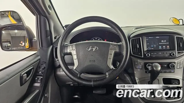 Hyundai Starex 2019 thumb 12