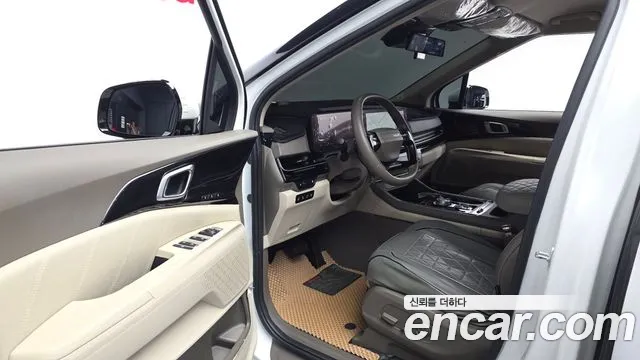 Kia Carnival 2024 thumb 9