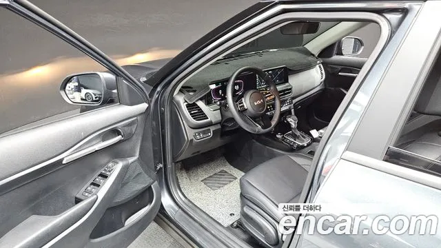 Kia Seltos 2023 thumb 10