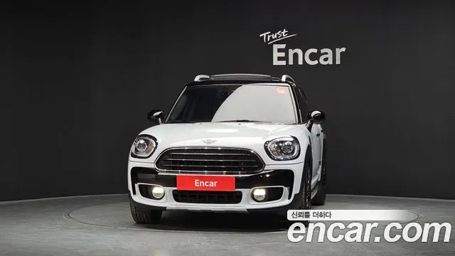 MINI Countryman 2019 thumb 3