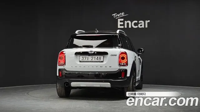 MINI Countryman 2019 thumb 4