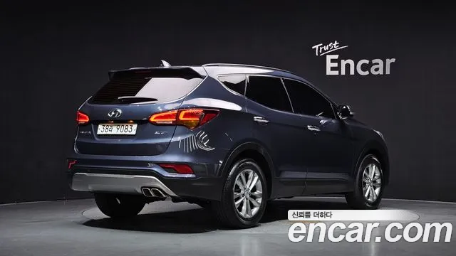 Hyundai Santa Fe 2017 thumb 2