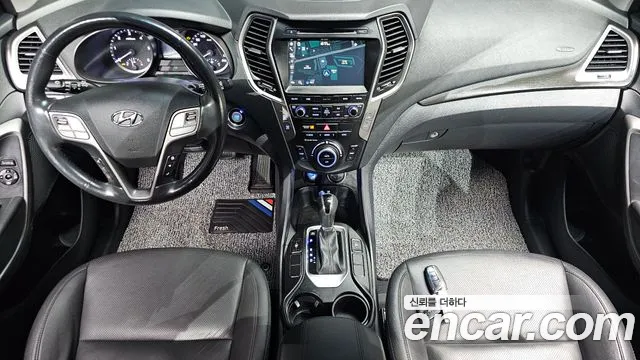 Hyundai Santa Fe 2017 thumb 7