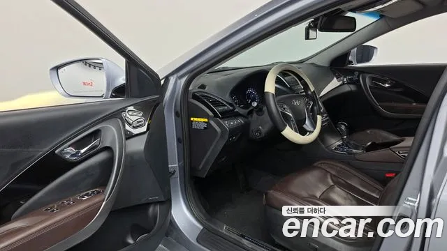 Hyundai Grandeur 2015 thumb 10