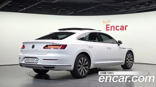 Volkswagen Arteon 2019 thumb 2