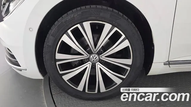 Volkswagen Arteon 2019 thumb 5