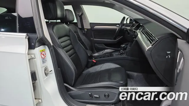 Volkswagen Arteon 2019 thumb 11