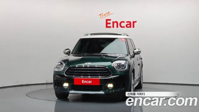 MINI Countryman 2018 thumb 3