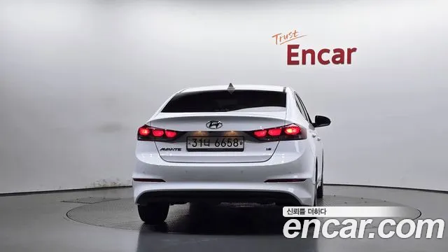 Hyundai Avante 2018 thumb 3