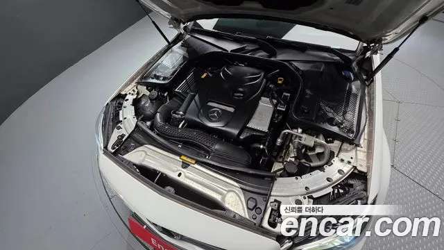 Mercedes-Benz C-Класс 2016 thumb 6