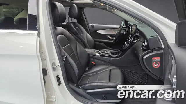Mercedes-Benz C-Класс 2016 thumb 11