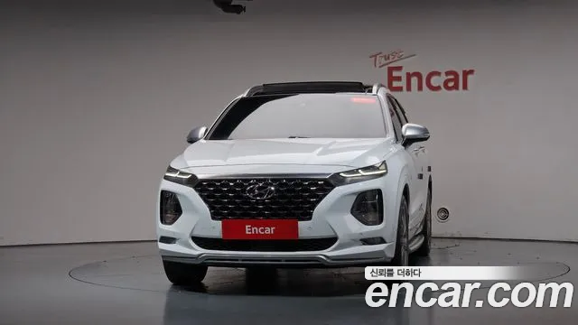 Hyundai Santa Fe 2018 thumb 2