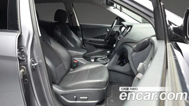 Hyundai Santa Fe 2016 thumb 11