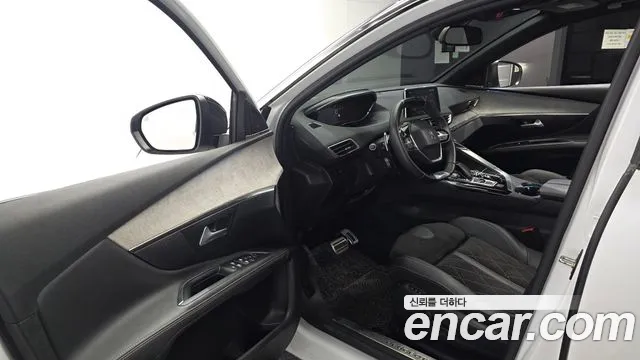 Peugeot 5008 2021 thumb 10