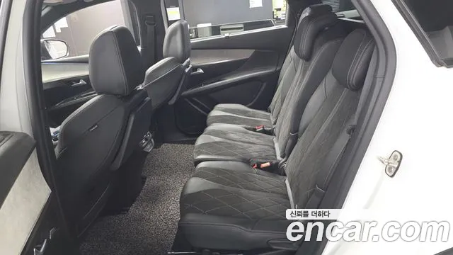 Peugeot 5008 2021 thumb 12