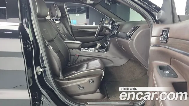 Jeep Cherokee 2019 thumb 10