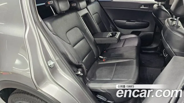Kia Sportage 2016 thumb 10