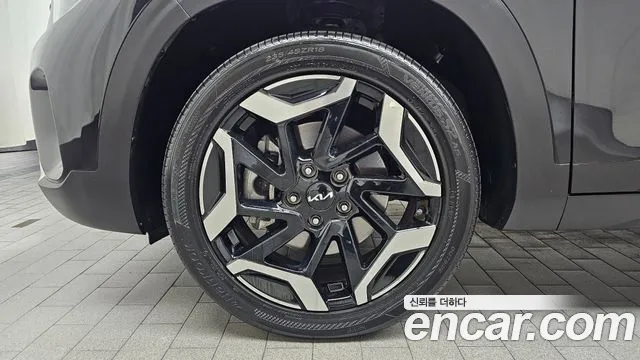 Kia Seltos 2023 thumb 4
