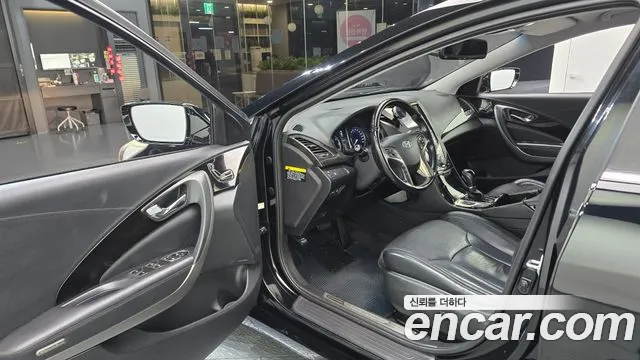 Hyundai Grandeur 2012 thumb 10