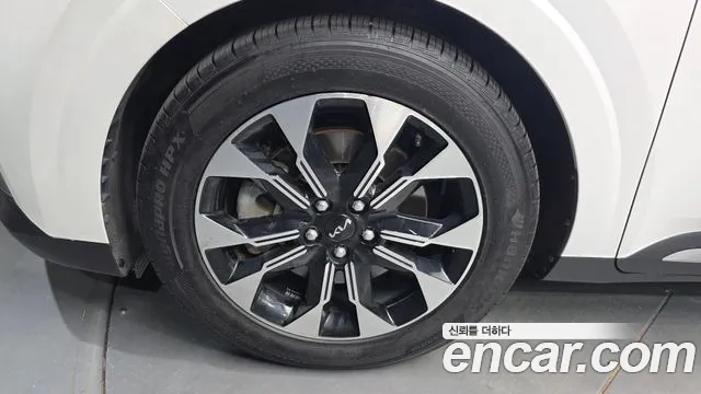 Kia Carnival 2021 thumb 5