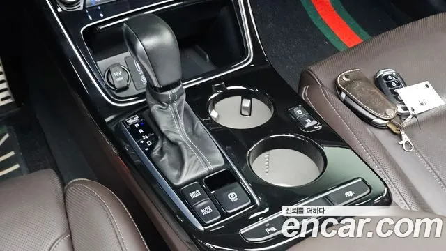 Hyundai Grandeur 2017 thumb 8