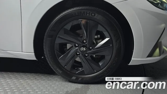 Hyundai Avante 2021 thumb 4