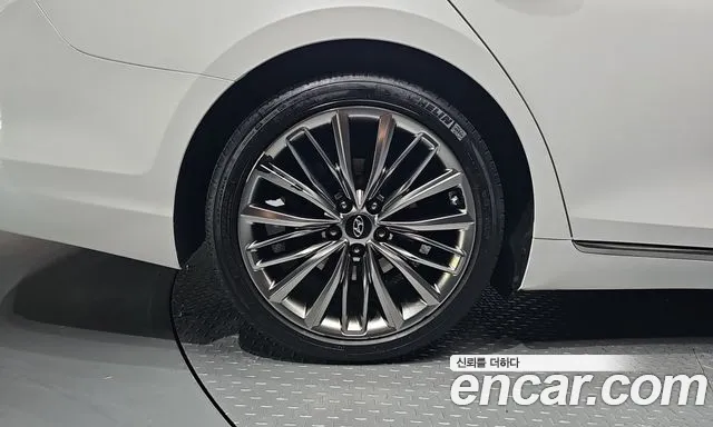 Hyundai Grandeur 2017 thumb 4