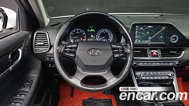 Hyundai Grandeur 2017 thumb 11