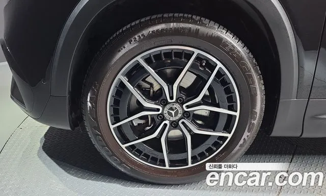 Mercedes-Benz EQB 2023 thumb 5