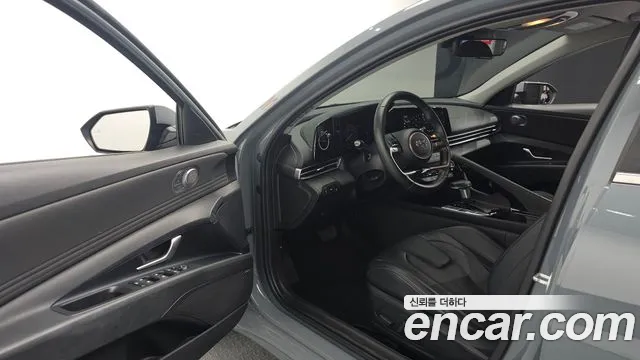 Hyundai Avante 2020 thumb 10