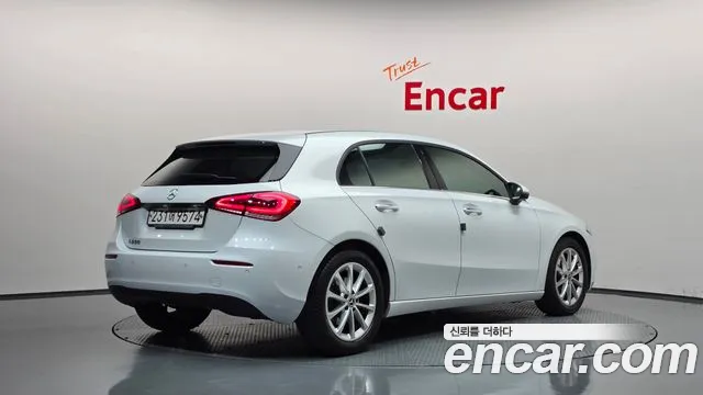 Mercedes-Benz A-Класс 2019 thumb 2