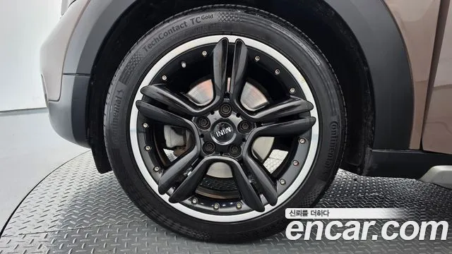 MINI Countryman 2014 thumb 5