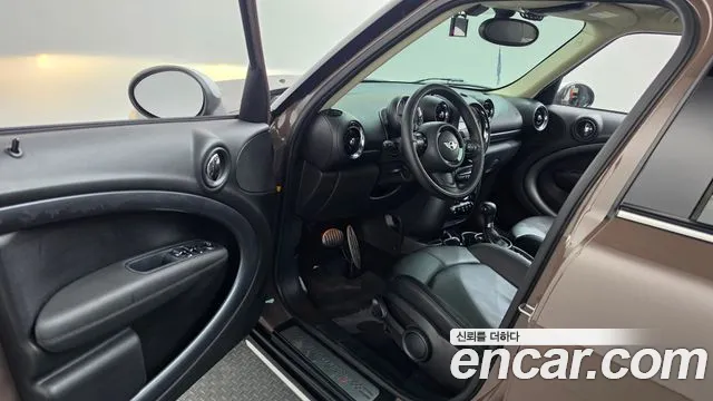 MINI Countryman 2014 thumb 10