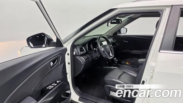 KG_Mobility_Ssangyong TIBOLI 2019 thumb 10