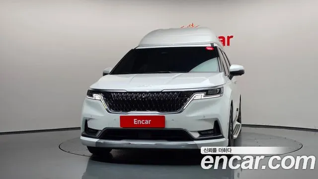 Kia Carnival 2021 thumb 3