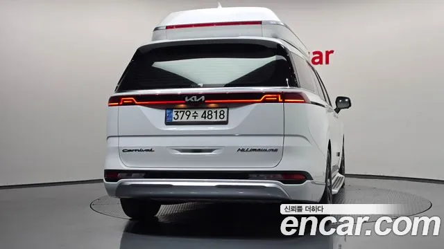 Kia Carnival 2021 thumb 4