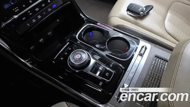 Kia Carnival 2021 thumb 9