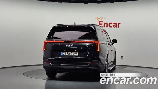 Kia Carnival 2024 thumb 3