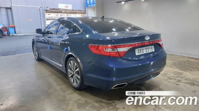 Hyundai Grandeur 2014 thumb 6