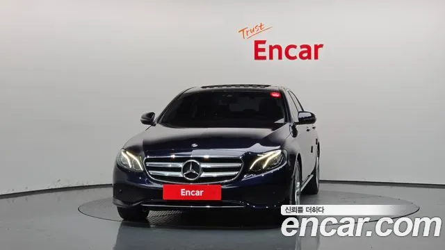 Mercedes-Benz E-Класс 2018 thumb 3
