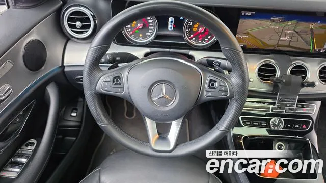 Mercedes-Benz E-Класс 2018 thumb 12