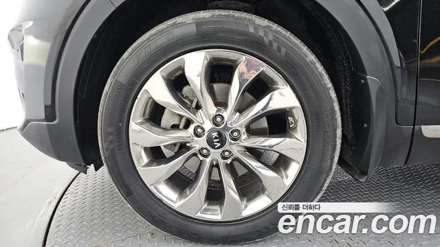 Kia Sorento 2018 thumb 5