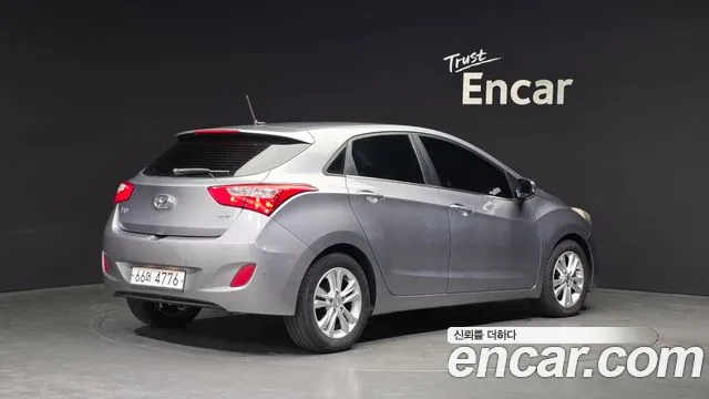 Hyundai i30 2012 thumb 2