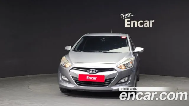 Hyundai i30 2012 thumb 3