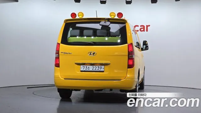 Hyundai Starex 2018 thumb 4