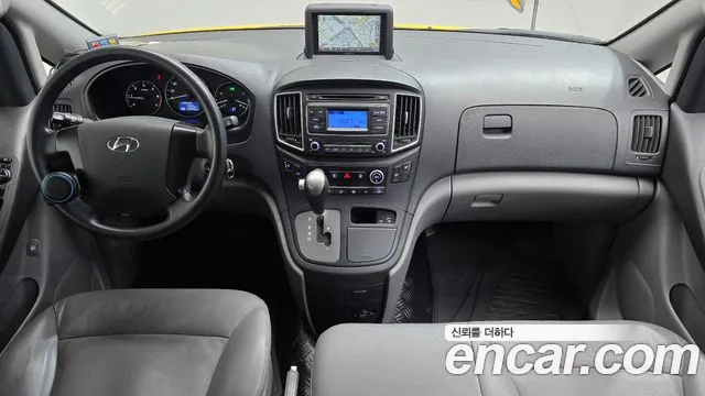 Hyundai Starex 2018 thumb 7