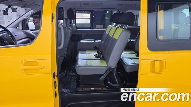 Hyundai Starex 2018 thumb 11